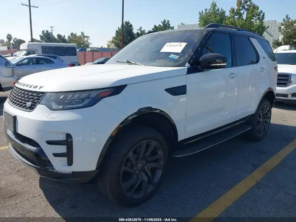 SALRRBBV4HA042817 2017 LAND ROVER DISCOVERY - Image 2