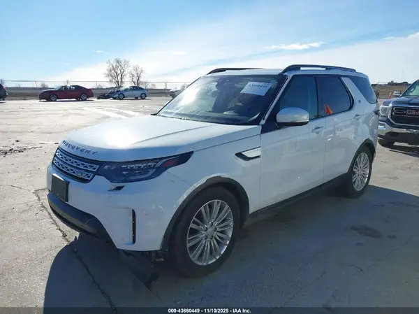 SALRRBBV5HA005856 2017 LAND ROVER DISCOVERY - Image 2