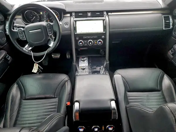 SALRRBBV5HA018008 2017 LAND ROVER DISCOVERY - Image 8