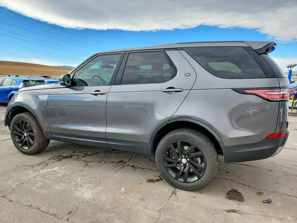 SALRRBBV5HA047184 2017 LAND ROVER DISCOVERY - Image 2