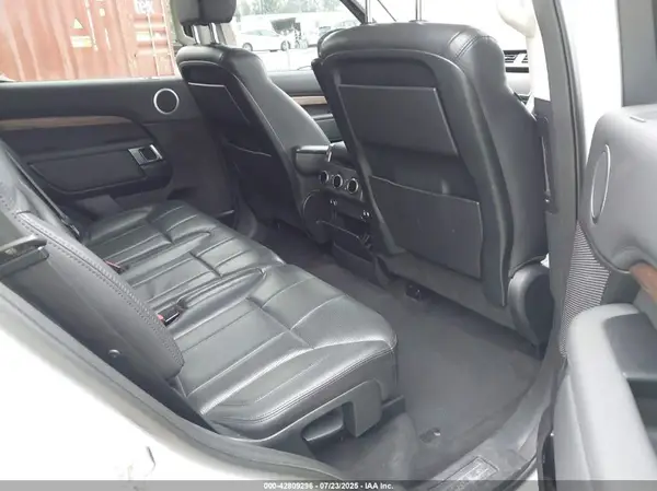 SALRRBBV6HA022990 2017 LAND ROVER DISCOVERY - Image 8