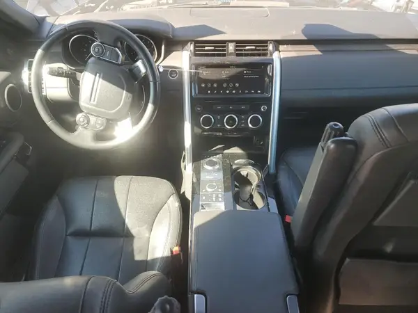 SALRRBBV7HA024568 2017 LAND ROVER DISCOVERY - Image 8