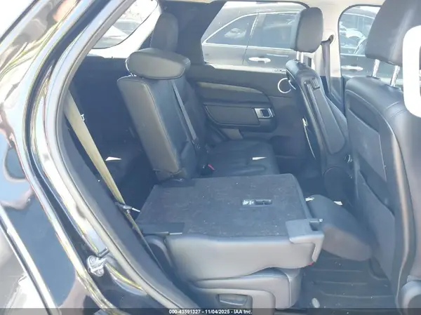 SALRRBBV7HA026756 2017 LAND ROVER DISCOVERY - Image 8
