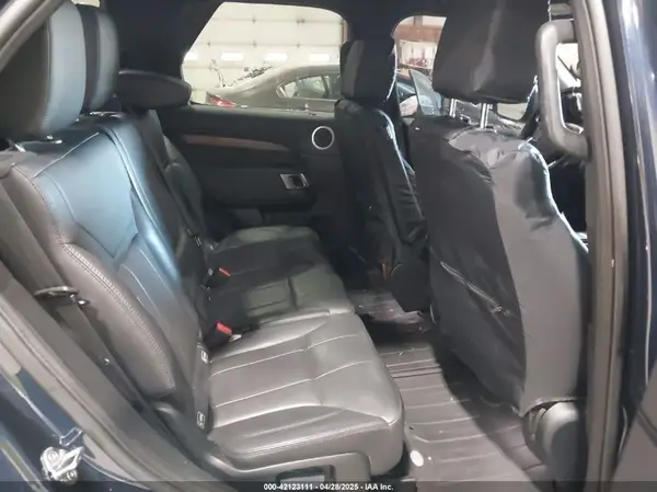 SALRRBBV7HA046876 2017 LAND ROVER DISCOVERY - Image 8