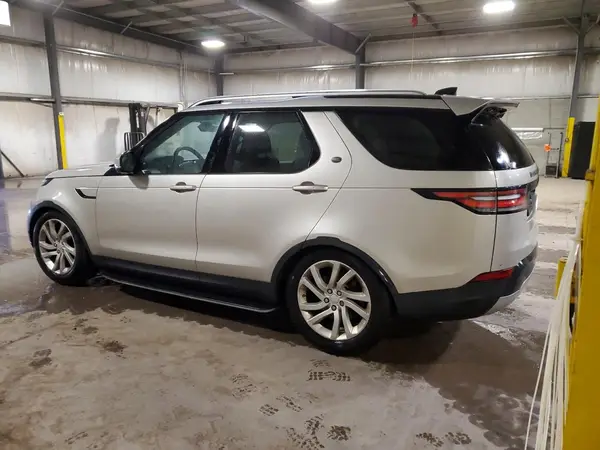 SALRRBBV8HA028497 2017 LAND ROVER DISCOVERY - Image 2