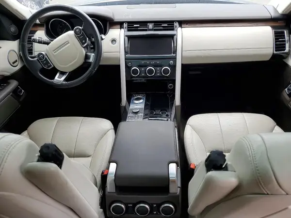 SALRRBBV8HA037569 2017 LAND ROVER DISCOVERY - Image 8