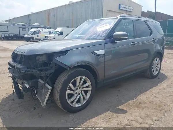 SALRRBBVXHA045088 2017 LAND ROVER DISCOVERY - Image 2