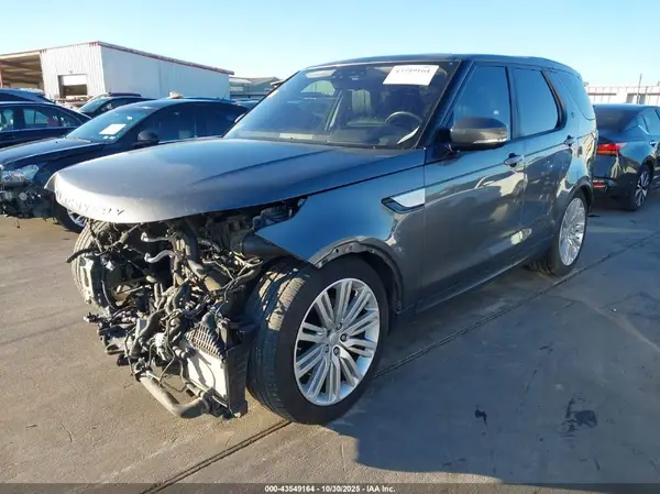 SALRT2RKXJA055994 2018 LAND ROVER DISCOVERY - Image 2