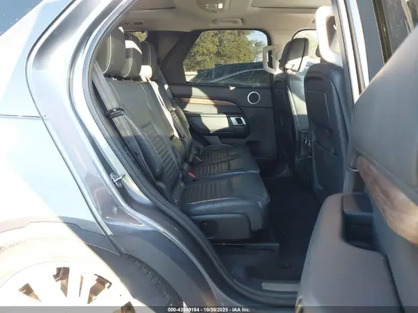 SALRT2RKXJA055994 2018 LAND ROVER DISCOVERY - Image 8