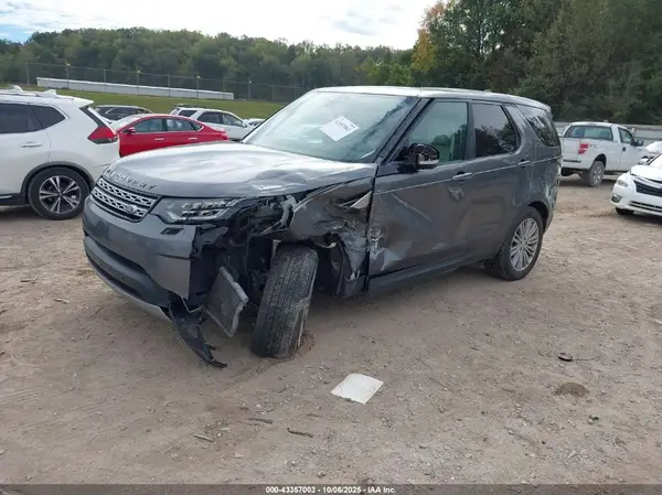 SALRT2RV0JA058588 2018 LAND ROVER DISCOVERY - Image 2