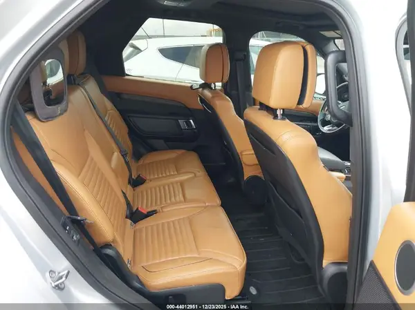 SALRT2RV1JA054226 2018 LAND ROVER DISCOVERY - Image 8