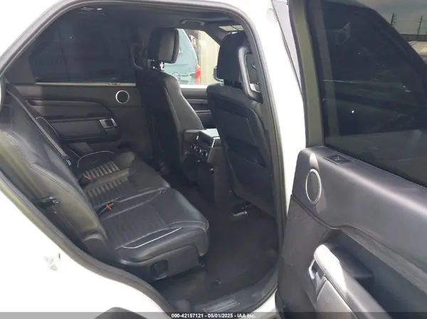 SALRT2RV1JA075819 2018 LAND ROVER DISCOVERY - Image 8