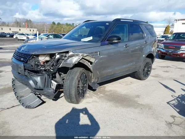 SALRT2RV1K2400917 2019 LAND ROVER DISCOVERY - Image 2