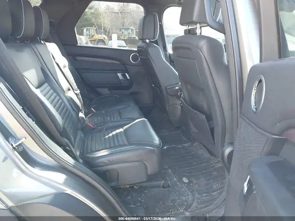 SALRT2RV1K2400917 2019 LAND ROVER DISCOVERY - Image 8