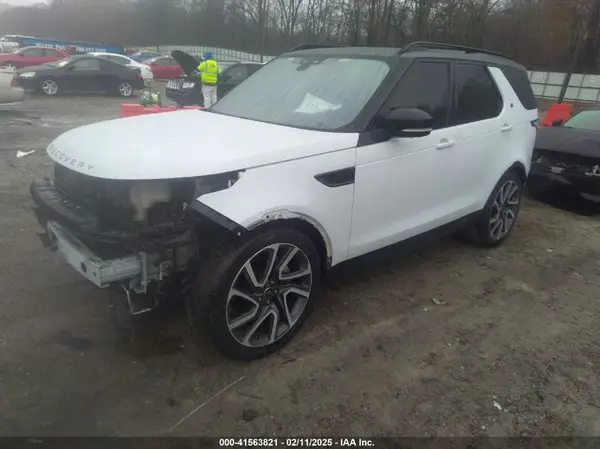 SALRT2RV3JA057709 2018 LAND ROVER DISCOVERY - Image 2