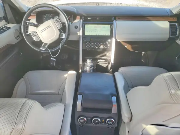 SALRT2RV3JA068922 2018 LAND ROVER DISCOVERY - Image 8
