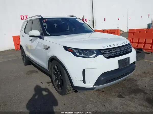 SALRT2RV5JA057081 2018 LAND ROVER DISCOVERY - Image 1