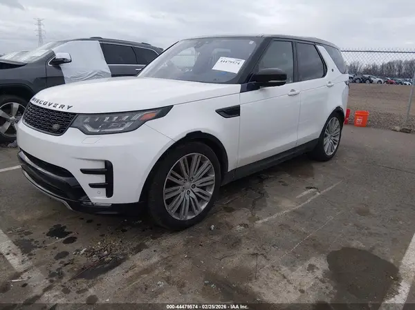 SALRT2RV6JA053394 2018 LAND ROVER DISCOVERY - Image 2