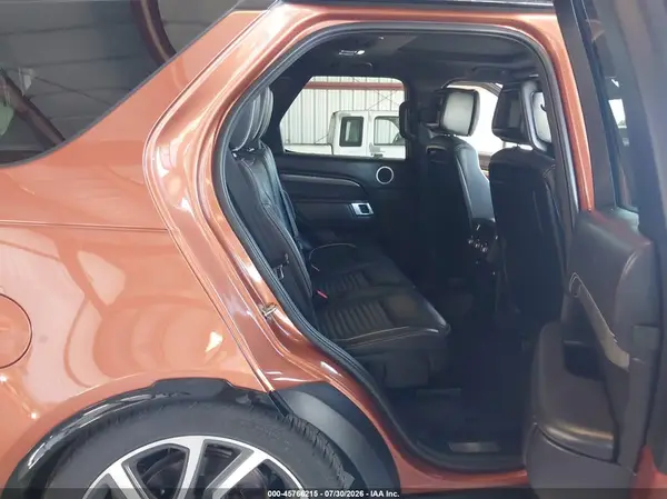 SALRT2RV6JA075668 2018 LAND ROVER DISCOVERY - Image 8