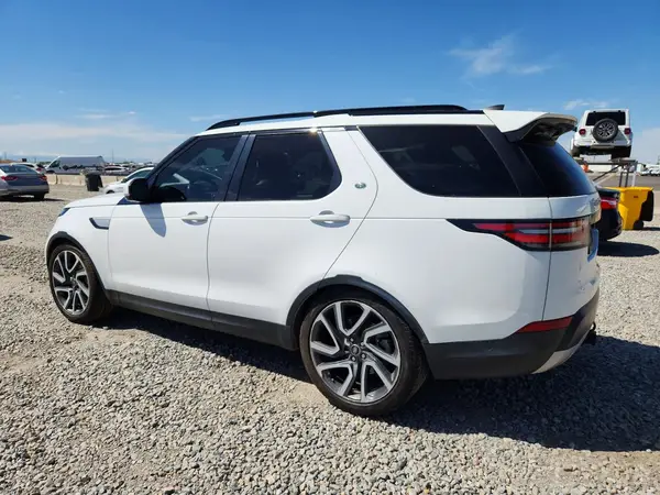 SALRT2RV6JA076612 2018 LAND ROVER DISCOVERY - Image 2