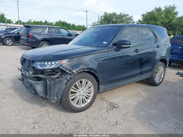 SALRT2RV7JA057924 2018 LAND ROVER DISCOVERY - Image 2