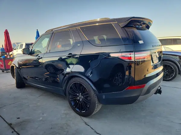 SALRT2RV7JA076568 2018 LAND ROVER DISCOVERY - Image 2