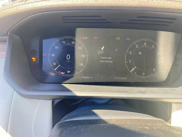 SALRT2RV8JA050335 2018 LAND ROVER DISCOVERY - Image 8