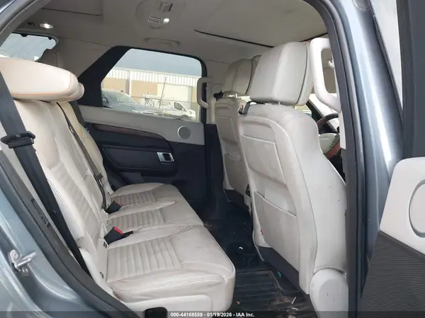 SALRT2RV8JA065577 2018 LAND ROVER DISCOVERY - Image 8