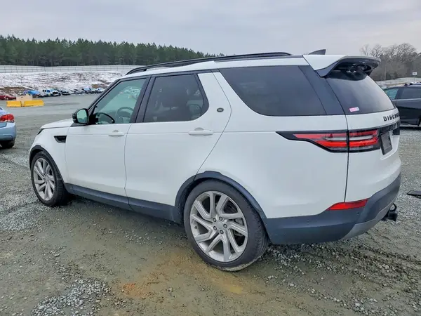 SALRT2RV9JA067130 2018 LAND ROVER DISCOVERY - Image 2