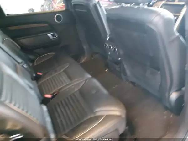 SALRT2RV9JA077091 2018 LAND ROVER DISCOVERY - Image 8