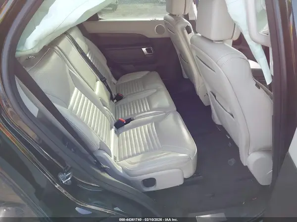 SALRT2RV9K2402396 2019 LAND ROVER DISCOVERY - Image 8