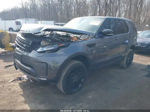 SALRT2RVXJA065001 2018 LAND ROVER DISCOVERY - Image 2