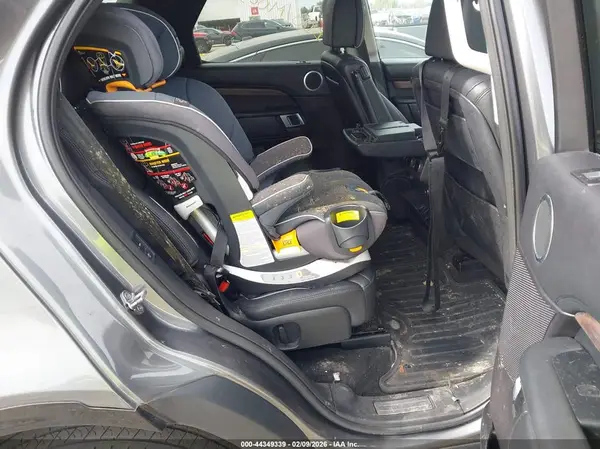 SALRT2RVXKA086626 2019 LAND ROVER DISCOVERY - Image 8