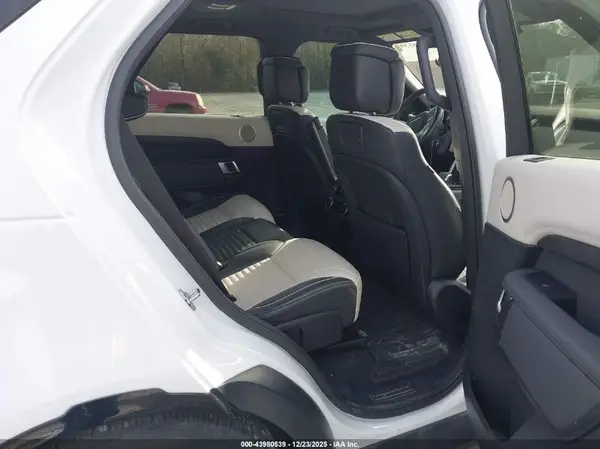SALRT4EU2N2458323 2022 LAND ROVER DISCOVERY - Image 8