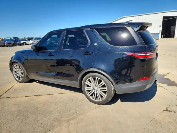 SALRTBBV4HA015540 2017 LAND ROVER DISCOVERY - Image 2