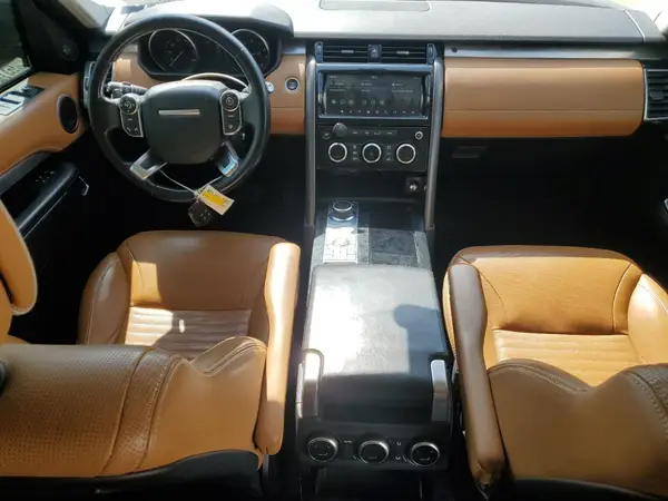 SALRTBBV5HA021038 2017 LAND ROVER DISCOVERY - Image 8