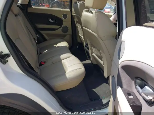 SALVP2BG0HH172655 2017 LAND ROVER RANGE ROVER EVOQUE - Image 8