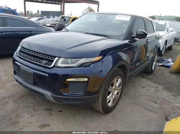 SALVP2BG0HH183851 2017 LAND ROVER RANGE ROVER EVOQUE - Image 2