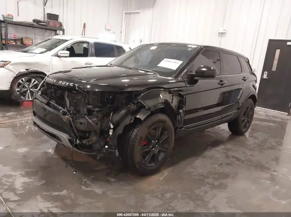 SALVP2BG0HH220803 2017 LAND ROVER RANGE ROVER EVOQUE - Image 2