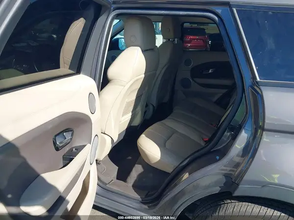 SALVP2BG0HH250027 2017 LAND ROVER RANGE ROVER EVOQUE - Image 8