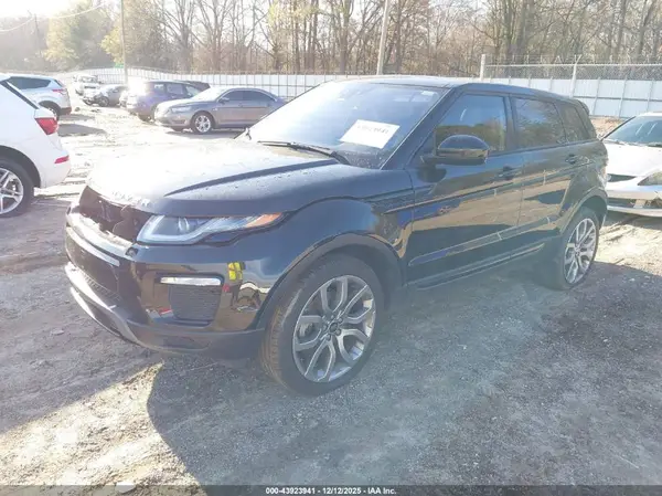 SALVP2BG1HH170431 2017 LAND ROVER RANGE ROVER EVOQUE - Image 2