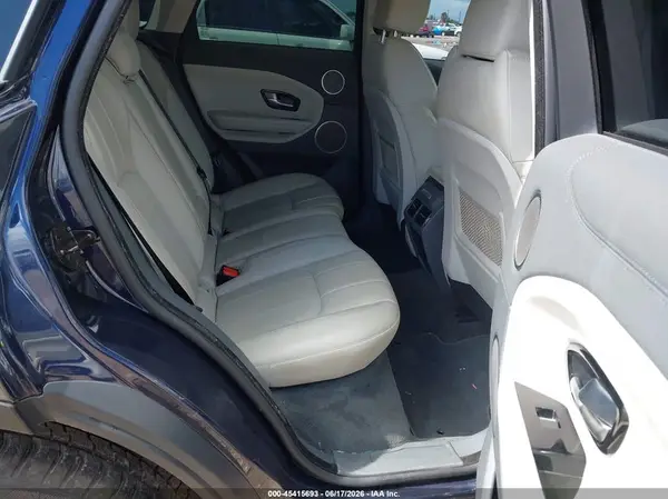 SALVP2BG1HH195877 2017 LAND ROVER RANGE ROVER EVOQUE - Image 8