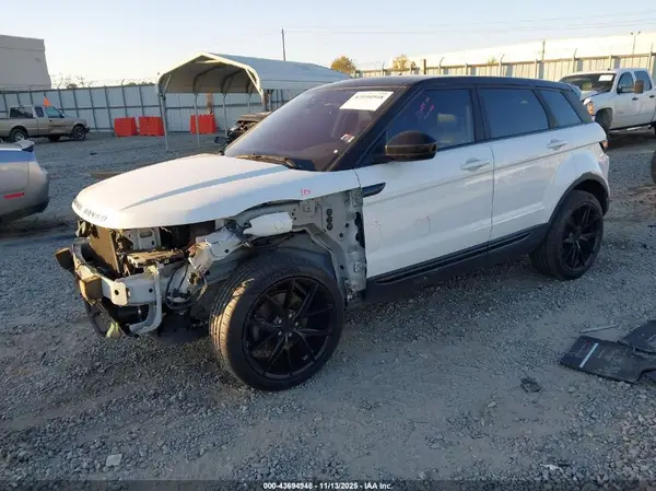 SALVP2BG1HH209423 2017 LAND ROVER RANGE ROVER EVOQUE - Image 2