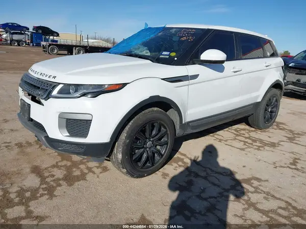 SALVP2BG1HH213892 2017 LAND ROVER RANGE ROVER EVOQUE - Image 2