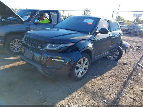 SALVP2BG2GH105750 2016 LAND ROVER RANGE ROVER EVOQUE - Image 2
