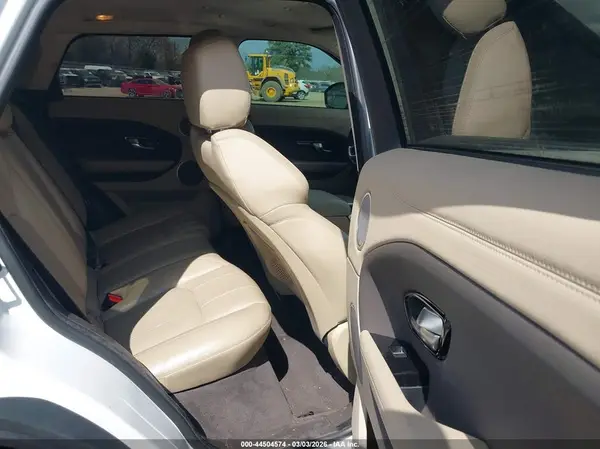 SALVP2BG2GH138621 2016 LAND ROVER RANGE ROVER EVOQUE - Image 8