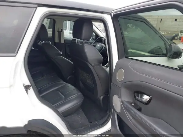 SALVP2BG2HH186413 2017 LAND ROVER RANGE ROVER EVOQUE - Image 8