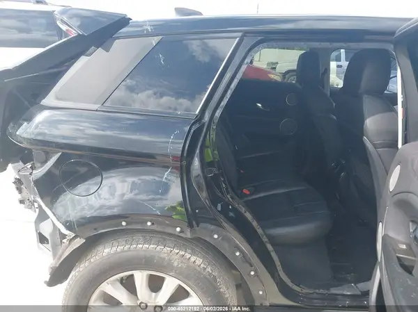 SALVP2BG2HH203792 2017 LAND ROVER RANGE ROVER EVOQUE - Image 8