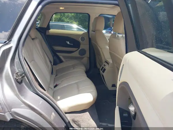 SALVP2BG2HH205865 2017 LAND ROVER RANGE ROVER EVOQUE - Image 8