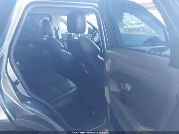 SALVP2BG2HH217952 2017 LAND ROVER RANGE ROVER EVOQUE - Image 7